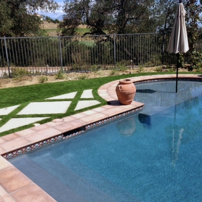 Turf Grass West Puente Valley, California City Landscape, Small Backyard Ideas