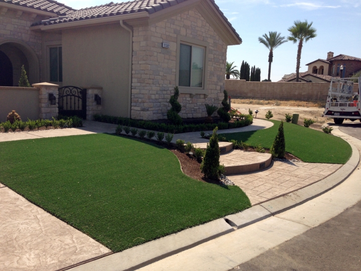 Fake Lawn Compton, California Gardeners, Front Yard Design