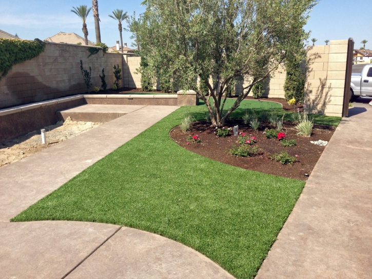 Grass Turf Lynwood, California Gardeners, Front Yard