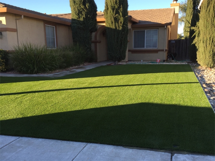 Green Lawn Littlerock, California Lawns, Front Yard Landscaping Ideas